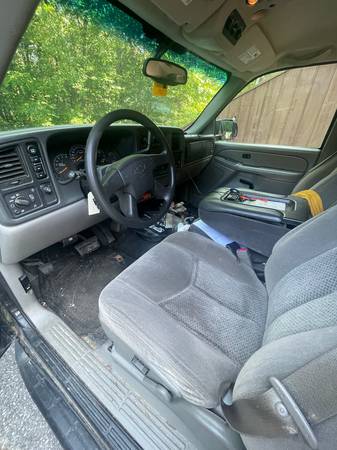 2006 Chevrolet Tahoe 4WD - $3,750 (Jamaica, VT)63622676734723124