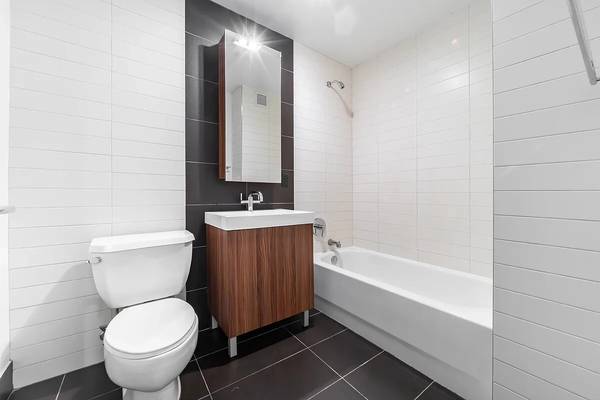 $4,524 / 1br - 684ft2 - LUXURY & SUNNY EAST VILLAGE 1BD/1BA (Financial District)63788715397377124