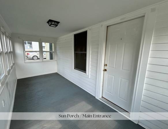 $2100.00 / 2 habitaciones - ¡Camina hasta el campus! Casa de 2 habitaciones con espacios adicionales + estacionamiento – ¡Se aceptan mascotas!62960122762755122