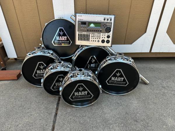 HART Dynamics Professional Drums + Roland head 1