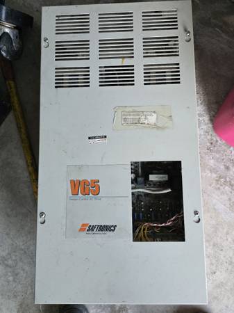 vector-control ac drive 1