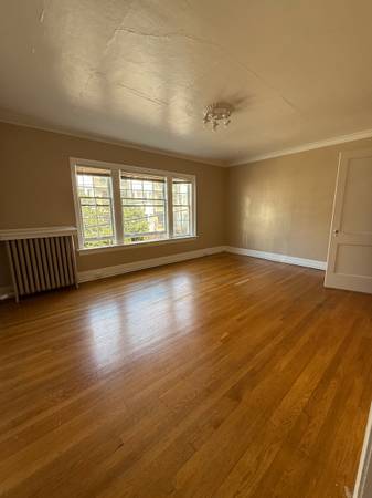 $1,375 / 450ft2 - $1375 - 450 sf Unidad Estudio @ Apartamento Vintage (Capitol Hill)63659582449537122