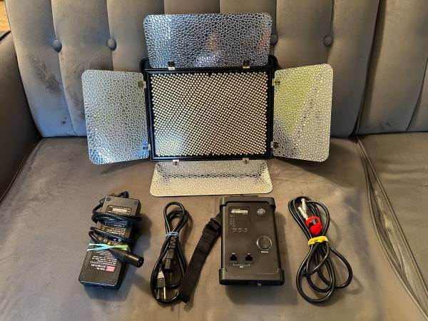 Aputure Light Storm LS 1s 1