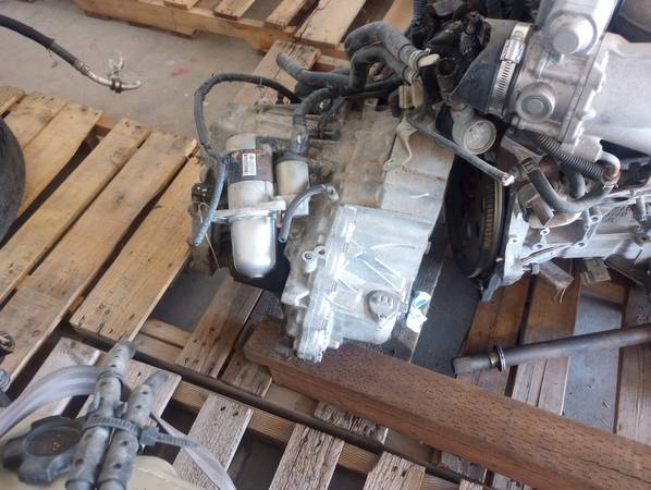 05-06 Nissan Maxima 1