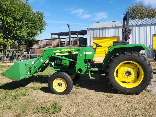 John deere  5103 tractor  with loader 1