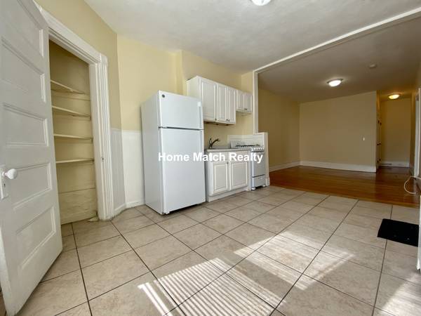 $1,900 / 1br - Chelsea 1 Bed/1 Bath Apartment | Near Broadway63810063086977120