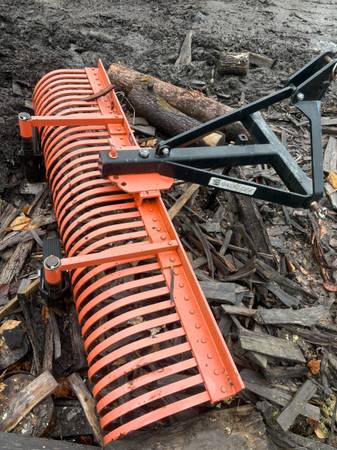 6 foot York rake with wheel kit 1