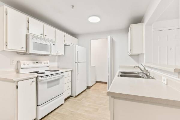 $1,515 / 1br - 659ft2 - 1 Bedroom  , 1 Bathroom  with Up to 6 Weeks Free! Limited Time! (Rock Creek)64039056687234122