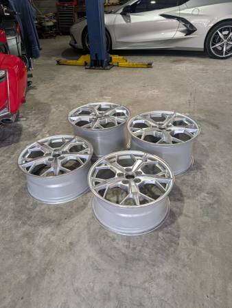 C8 Corvette 5 Trident Spoke Machine face Sterling Silver wheels - $500 (Silver Springs)63438493334913124