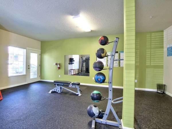 $2,145 / 3br - 1567ft2 - Close to Vancouver Lake, Washer/Dryer, Fitness Center, Fireplace63831252118659120