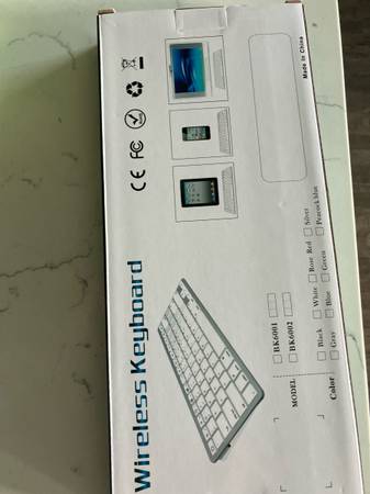 Wireless keyboard - $8 (Albany)62974822998147121