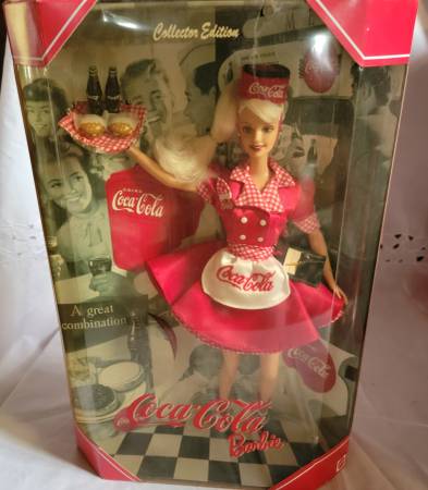 Barbie Mattel Coca Cola Collector Edition 1998 Car Hop Waitress 1