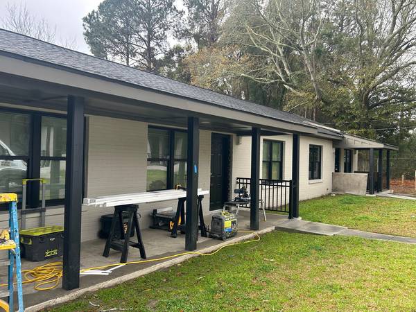 INDEPENDANT INTERIOR/EXTERIOR PAINTERS NEEDED! 1