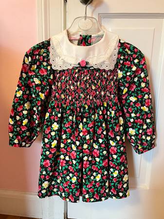 polly flinders dresses Vintage White and Pink Smocked Baby Girls Dress Size T-3 Pink Ribbon Eyelit Lace Trim ideal for special celebrations Polly Flinders green dress with