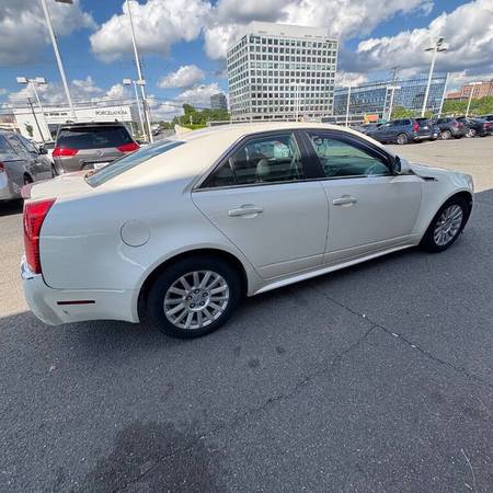 2011 Cadillac CTS - $5.400 (este de San José)63470585821955121