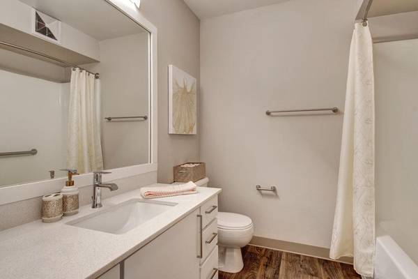 $1,607 / 1hab - 626ft2 - Depósito de $99 según calificación  ¡6 semanas de VIVIENDA GRATIS! (North Tabor)63831252469507122