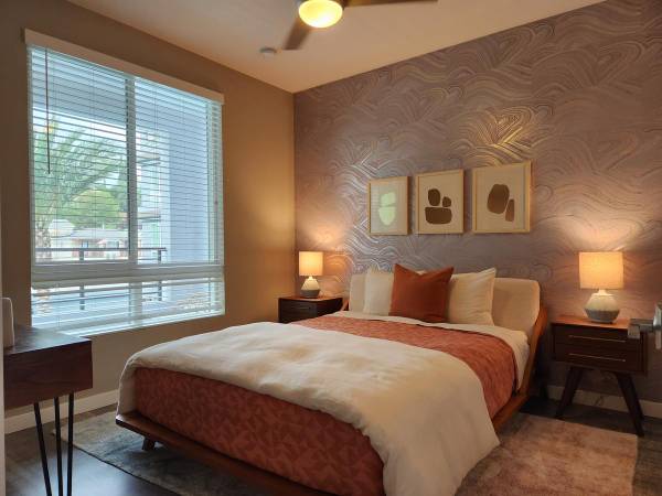 $2,773 / 1br - 735ft2 - ¡Vive donde eres valorado! 1 y 2 habitaciones listas para mudarse en Array63663854144257123