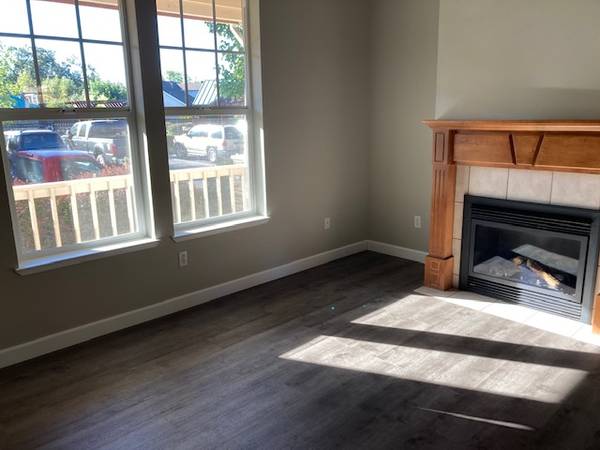 $1,950 / 3br - 1590ft2 - Townhouse in Murphys (Murphys)63952107430403121