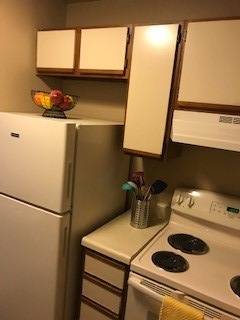 $945 / 2br - 833ft2 - ⭐Apply Now To Get This One!⭐ (4419 1st Ave SW, Cedar Rapids, IA)63815109363201121