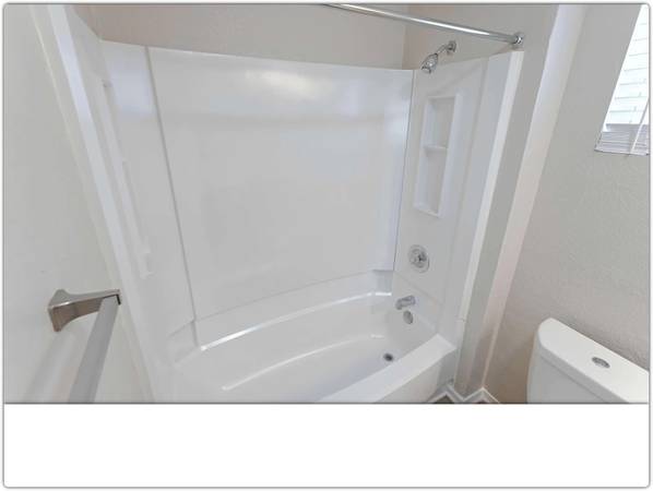 $1,199 / 2br - 1093ft2 - Four-legged friends welcome! Enjoy our pet-friendly 2 BD / 2 BA. (Stone Mountain)63963989644418121