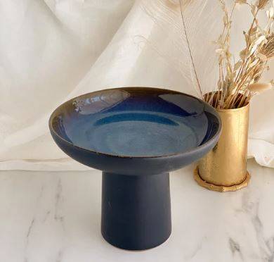 Ceramic footed bowl dish 1