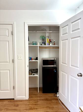 $1,850 / 1br - Charming and furnished studio unit steps from Harvard (Cambridge)63996407629955124