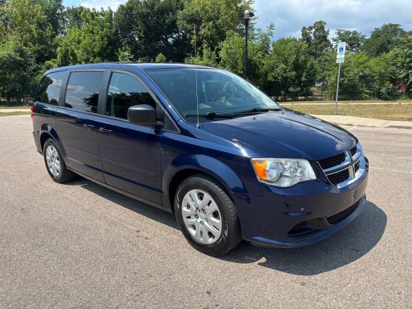 2016 Grand Dodge Caravan SE, CLEAN CARFAX, SOLID & RELIABLE, CLEAN 1