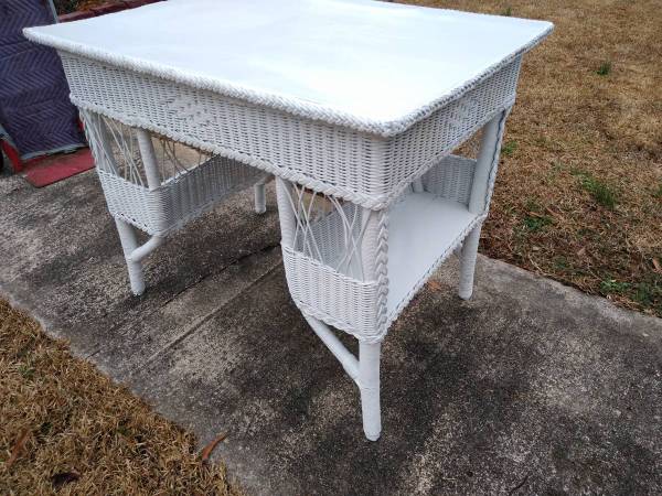 Wicker desk, circa 1920, fully restored 1