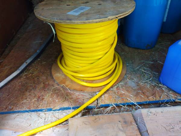 Multimedia Optical - Ethernet - Cable TV / Structure Cable 1