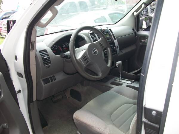 2015 NISSAN FRONTIER FOUR CYLINDER TRUCK FOR SALE - $5,800 (HOUSTON TX)63622234235011121
