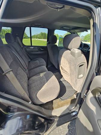 2004 GMC Envoy - $4,200 (Mullett Lake)63612095353857122