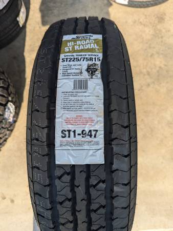 New ST225/75R15 Summit trailer tire. 1