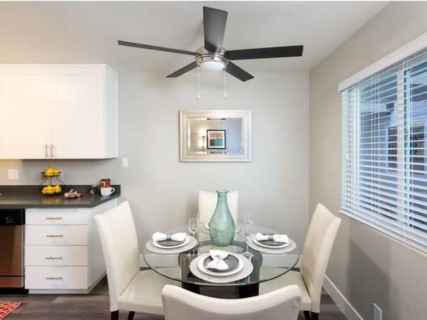 $3,148 / 3br - 950ft2 - Rara Oportunidad: Refugio con Oasis en el Patio Trasero (hayward / castro valley)63658079550211120