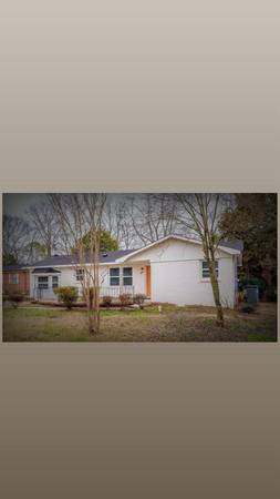 $1500.00 / 3br - 3 bedroom 1.5 bath with huge garage63801859816577120