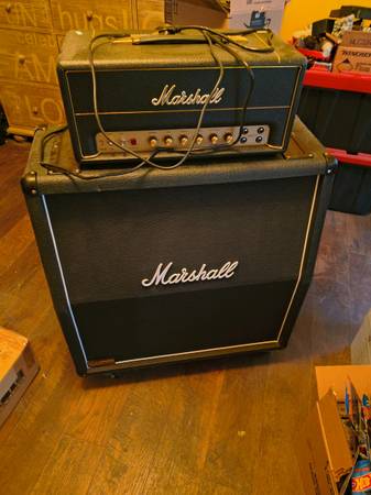 Marshall sv20 head with Marshall 1960 vintage cab 1