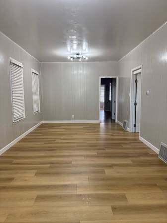 $2,300 / 2br - $2300/mo 2 bedroom 1 bath apartment available! (Chicago)64041812342147122