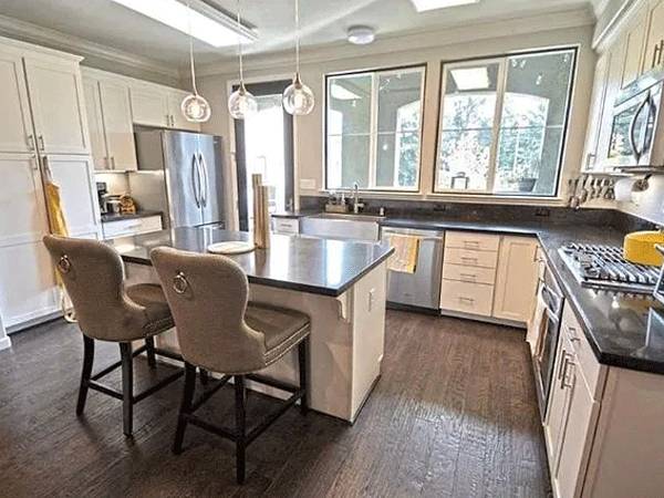 $1,000 / 1br - Bright_1BR / 1BA....4700 Norris Canyon Rd UNIT 103 (San Ramon, CA)64000757560449120