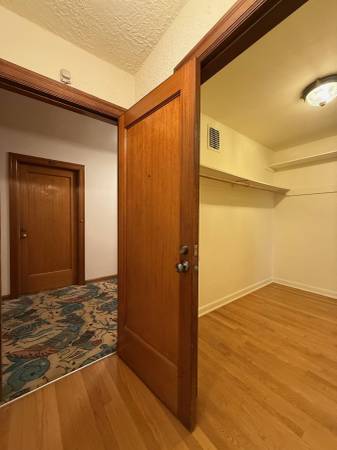 $1,495 / 525ft2 - Sublimely Stylish  Svelte Studio (Queen Anne)63659728905731123