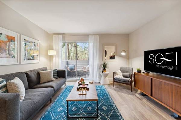 $2,019 / 2br - 1066ft2 - 2/bd 2/ba, Year-Round Hot Tub, Detached Garages (11103 SW Davies Rd, Beaverton, OR)63914972226562123