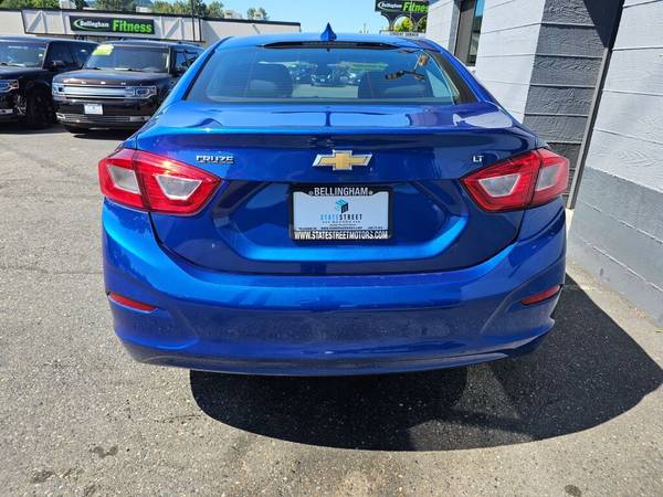 2019 Chevrolet Cruze LT 1G1BE5SM8K7127055 - $16,999 (For the Top Pre-owned Selection in the s)63477122982403124