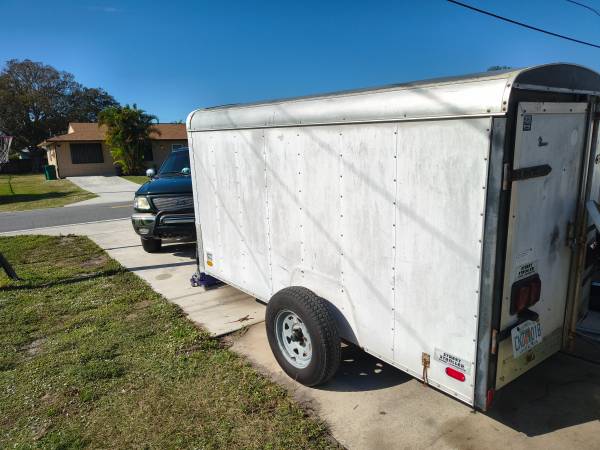 Enclosed trailer 1