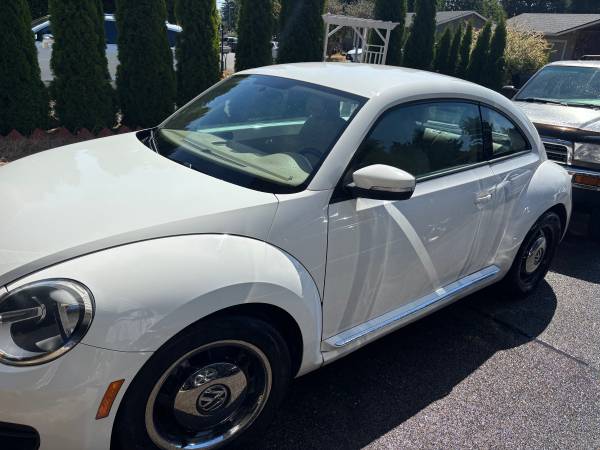 2013 Volkswagen Beetle - $5,800 (South king County)63473823544321123