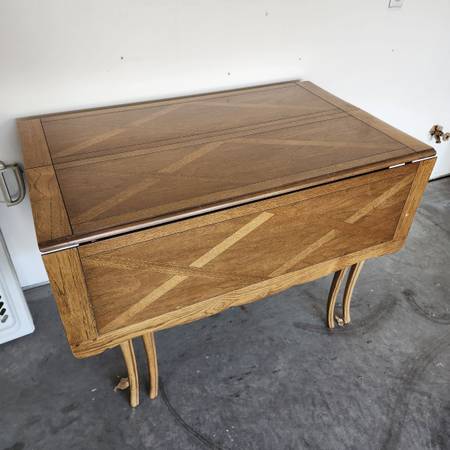 Vintage Drop Leaf Dining Table 1