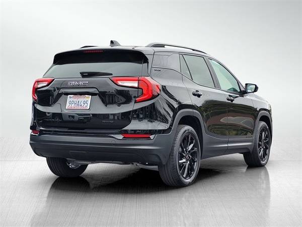 2024 GMC Terrain AWD Tracción en las cuatro ruedas SLE SUV - $26,880 (Silveira GMC)63472995283457124