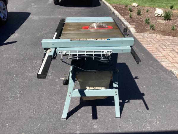 Delta table saw 1