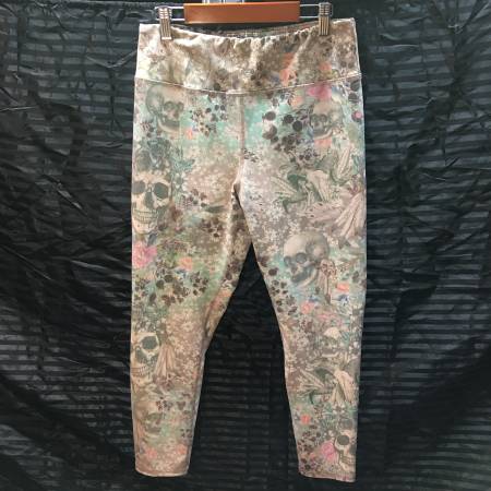 Evolution And Creation Women's Skull Print Leggings 1