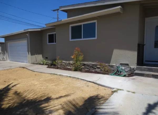 $1,350 / 2br - 1139ft2 - Espacioso hogar de 2 habitaciones (W Elder Ave)63878476400771120