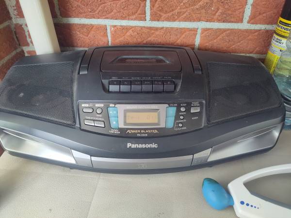 Panasonic stereo /boom box 1