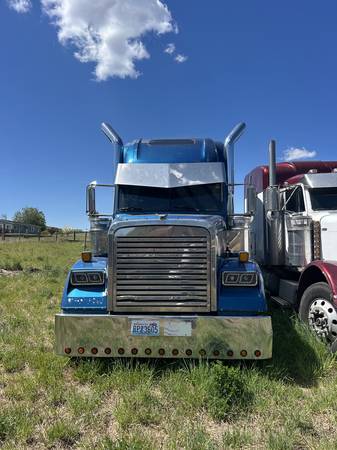 1998 freightliner clasic 1