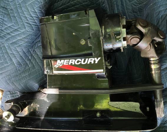 REDUCED! MerCruiser Bravo Upper Clean Low Hours Upper Unit 1